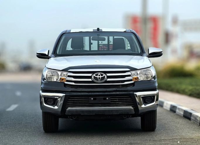 New Toyota Hilux VIII, 2.7 l, 2025 in Dubai by ZOHAAN MOTORS FZCO, Other Color color. GCC Specs | AUTO.AE | Listing #240977
