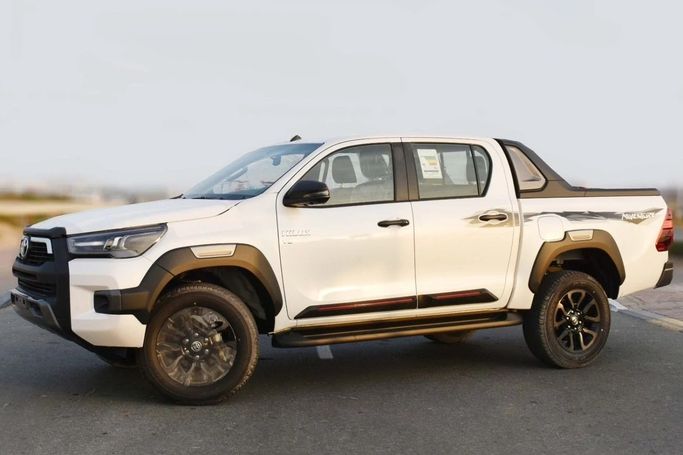 Новый Toyota Hilux VIII Рестайлинг, 4.0 л, 2025 в Дубае от ZOHAAN MOTORS FZCO Белый цвет. GCC | AUTO.AE | Объявление #241237