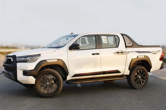 جديدة Toyota Hilux فيس ليفت الثامن, 4.0 l, 2025 في في دبي من ZOHAAN MOTORS FZCO، اللون أبيض. مواصفات الخليج | AUTO.AE | إعلان #241262