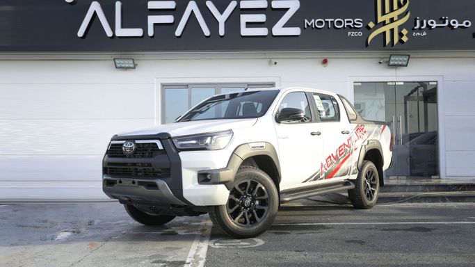 جديدة Toyota Hilux فيس ليفت الثامن, 2.8 l, 2024 في في دبي من AL FAYEZ MOTORS، اللون أبيض. مواصفات الخليج | AUTO.AE | إعلان #244179