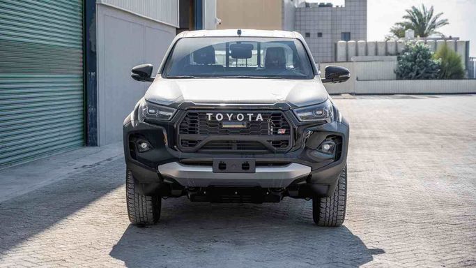 جديدة Toyota Hilux فيس ليفت الثامن, 4.0 l, 2026 في في دبي من Auto Vision LLC، اللون أسود.  | AUTO.AE | إعلان #245141
