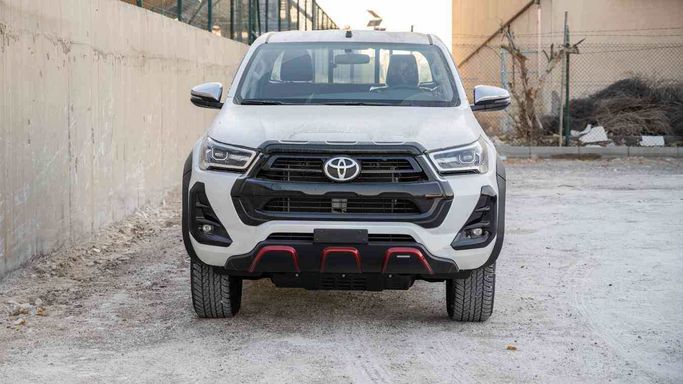 جديدة Toyota Hilux فيس ليفت الثامن, 4.0 l, 2026 في في دبي من Auto Vision LLC، اللون أبيض.  | AUTO.AE | إعلان #245143