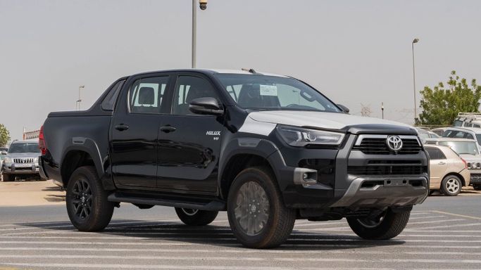 جديدة Toyota Hilux فيس ليفت الثامن, 4.0 l, 2026 في في دبي من CGM Auto، اللون أسود.  | AUTO.AE | إعلان #253723