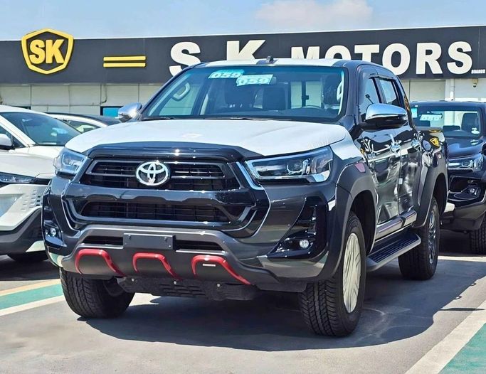 Новый Toyota Hilux VIII Рестайлинг, 4.0 л, 2026 в Дубае от SK Motors Черный цвет. GCC | AUTO.AE | Объявление #257470