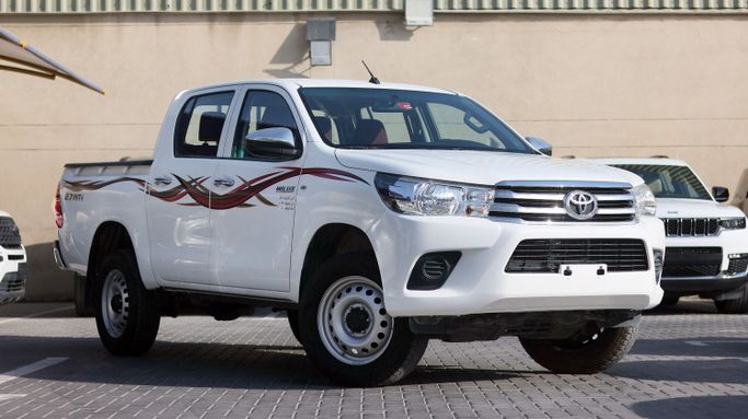 مستعملة Toyota Hilux فيس ليفت الثامن, 2.7 l, 2021 في في دبي، اللون أبيض. مواصفات الخليج | AUTO.AE | إعلان #258643