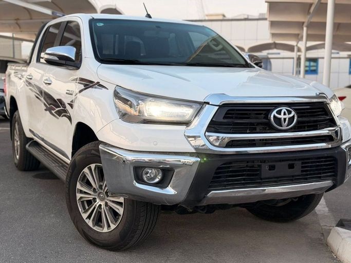 مستعملة Toyota Hilux فيس ليفت الثامن, 2.4 l, 2021 في في دبي من HH MOTORS CORPORATION، اللون أبيض. مواصفات الخليج | AUTO.AE | إعلان #260085