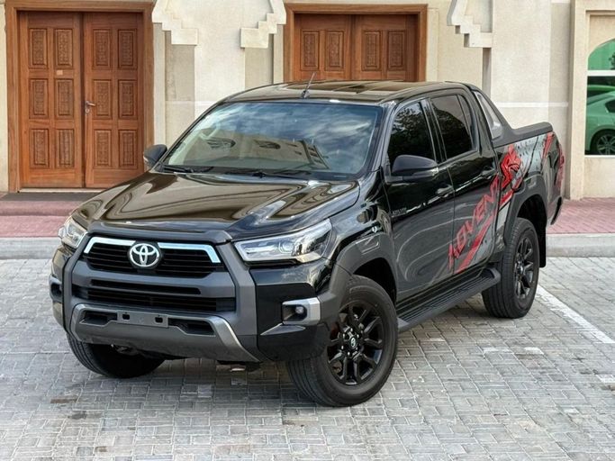 مستعملة Toyota Hilux ثامناً, 2.7 l, 2018 في في دبي من HH MOTORS CORPORATION، اللون أسود. مواصفات الخليج | AUTO.AE | إعلان #260104