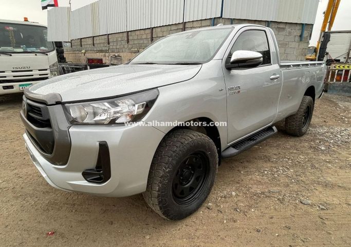 مستعملة Toyota Hilux ثامناً, 2.8 l, 2023 في في دبي من Alhamd Motors، اللون فضي.  | AUTO.AE | إعلان #260881