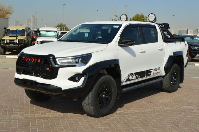 Used Toyota Hilux VIII Facelift, 2.8 l, 2023 in Dubai by Aryana Motors Fzco, White color. Australian Specs | AUTO.AE | Listing #261467