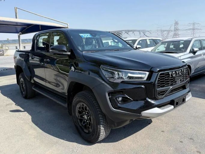 Новый Toyota Hilux VIII Рестайлинг 2, 2.8 л, 2025 в Дубае от Mursalin Motors FZCO Черный цвет. GCC | AUTO.AE | Объявление #262397
