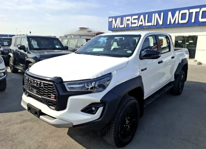 Новый Toyota Hilux VIII Рестайлинг, 2.8 л, 2026 в Дубае от Mursalin Motors FZCO Белый цвет. GCC | AUTO.AE | Объявление #262405
