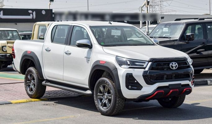 جديدة Toyota Hilux فيس ليفت الثامن, 4.0 l, 2024 في في دبي من Atlantis Motors FZE، اللون أبيض. مواصفات الخليج | AUTO.AE | إعلان #265212