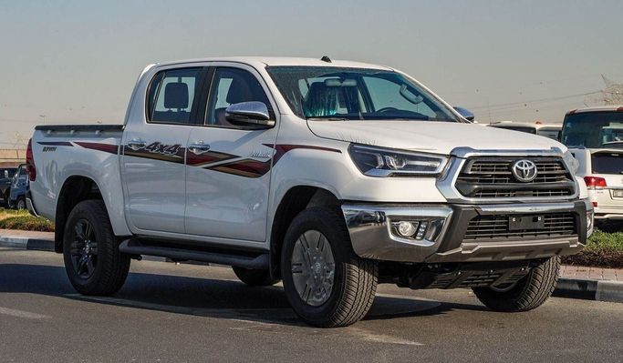 New Toyota Hilux VIII Facelift, 2.7 l, 2025 in Dubai by Atlantis Motors FZE, White color. GCC Specs | AUTO.AE | Listing #265485