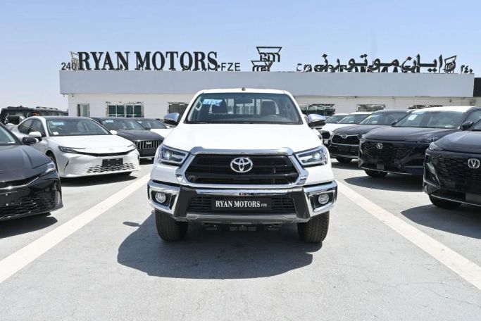 جديدة Toyota Hilux فيس ليفت الثامن, 2.7 l, 2025 في في دبي من RMG Automobiles، اللون أبيض. مواصفات الخليج | AUTO.AE | إعلان #266148