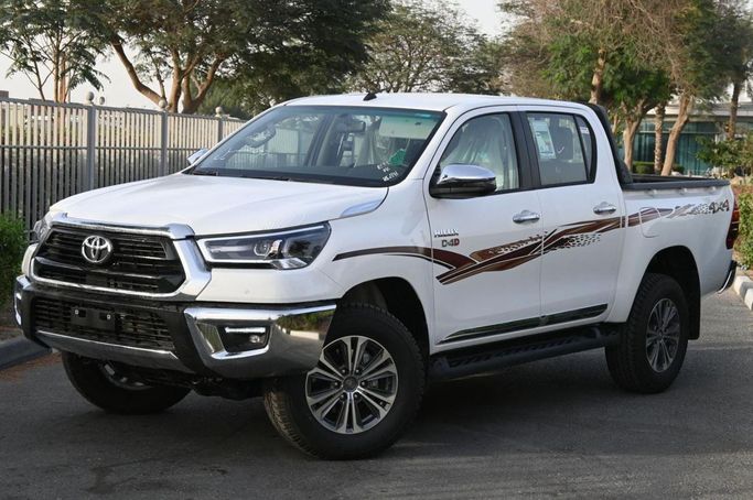 Новый Toyota Hilux VIII Рестайлинг, 2.4 л, 2026 в Дубае от World Center Motors FZE Белый цвет. GCC | AUTO.AE | Объявление #267575