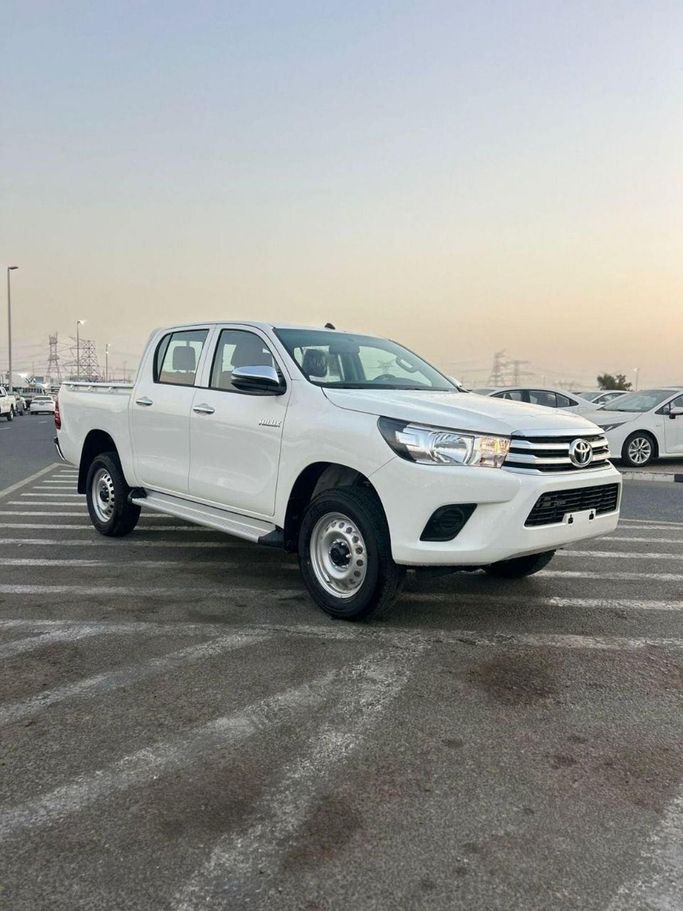 Новый Toyota Hilux VIII, 2.7 л, 2026 в Дубае от World Center Motors FZE Белый цвет. GCC | AUTO.AE | Объявление #267577