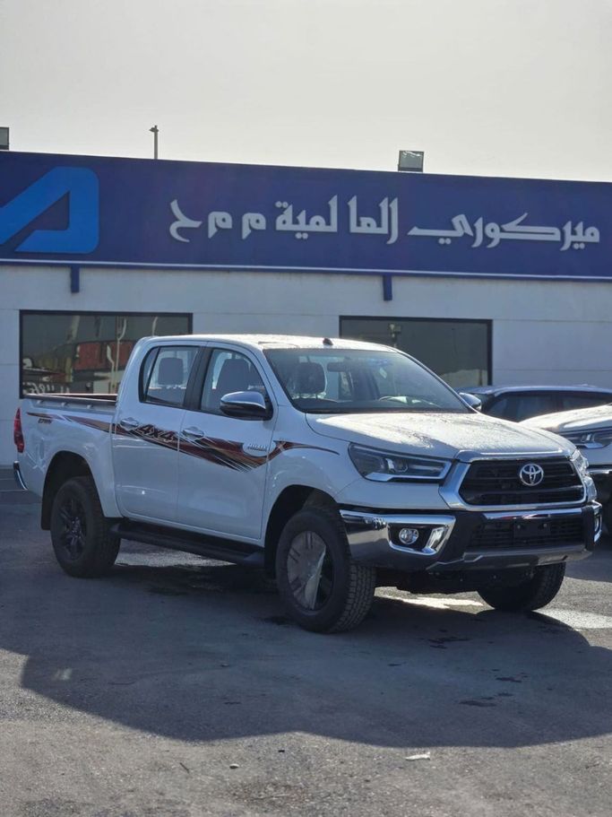 New Toyota Hilux VIII Facelift, 2.7 l, 2026 in Dubai by Mercury Global FZCO, White color. GCC Specs | AUTO.AE | Listing #268938