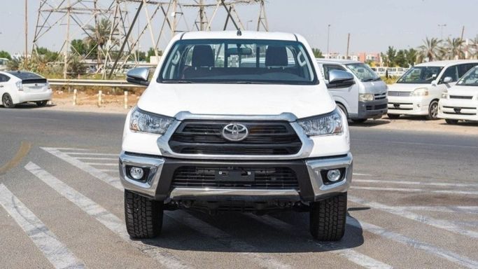 جديدة Toyota Hilux فيس ليفت الثامن, 2.8 l, 2023 في في دبي من TARGET MOTORS FZE، اللون أبيض. مواصفات الخليج | AUTO.AE | إعلان #269330