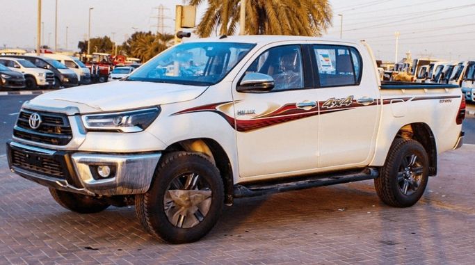جديدة Toyota Hilux فيس ليفت الثامن, 2.7 l, 2025 في في دبي من TARGET MOTORS FZE، اللون أبيض. مواصفات الخليج | AUTO.AE | إعلان #270008