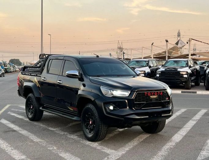 مستعملة Toyota Hilux فيس ليفت الثامن, 2.7 l, 2021 في في دبي من SIKANDAR MOTORS، اللون أسود. مواصفات الخليج | AUTO.AE | إعلان #270088
