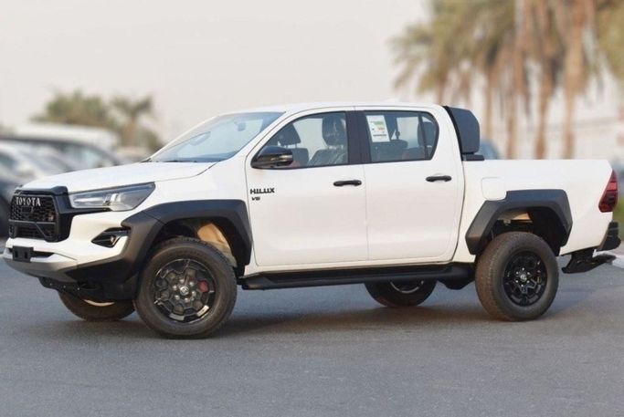 New Toyota Hilux VIII Facelift, 4.0 l, 2026 in Dubai by TARGET MOTORS FZE, White color.  | AUTO.AE | Listing #270098