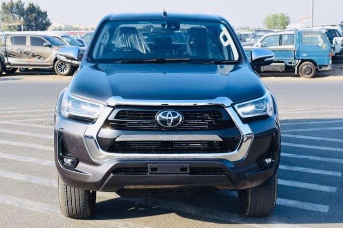 Подержанный Toyota Hilux VIII Рестайлинг, 2.8 л, 2020 в Дубае от Humera automobile fze Серый цвет.  | AUTO.AE | Объявление #271179