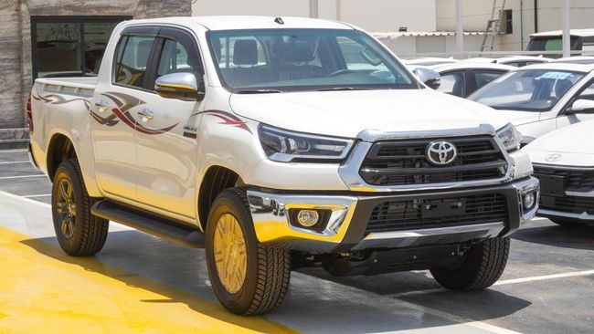 جديدة Toyota Hilux ثامناً, 2.4 l, 2025 في في الإمارات, دبي من GT MOTORS، اللون أبيض. مواصفات الخليج | AUTO.AE | إعلان #274454
