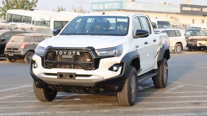 جديدة Toyota Hilux فيس ليفت الثامن, 4.0 l, 2025 في في الإمارات, دبي من Maqbool Motors FZCO، اللون أبيض. مواصفات الخليج | AUTO.AE | إعلان #278074
