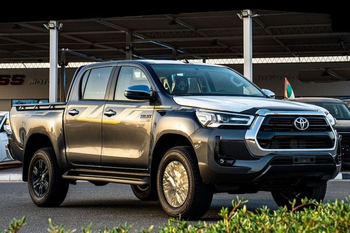 Новый Toyota Hilux VIII Рестайлинг, 2.4 л, 2026 в ОАЭ, Дубай от Hussein Ghulam Motors FZCO Черный цвет. GCC | AUTO.AE | Объявление #278234