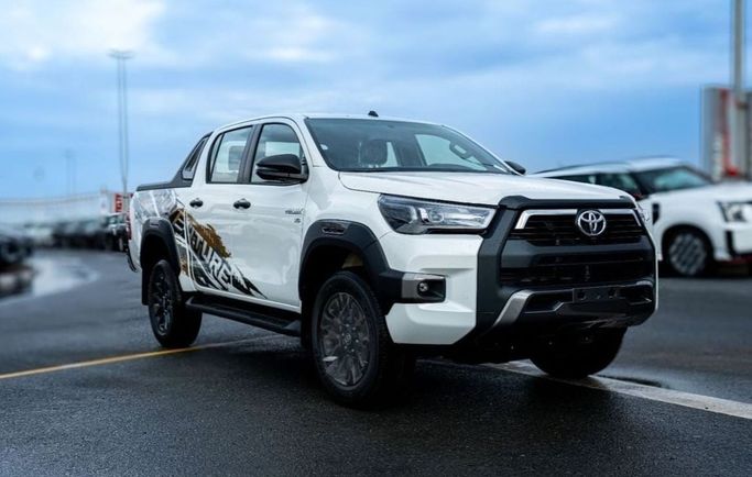 Новый Toyota Hilux VIII Рестайлинг, 4.0 л, 2026 в ОАЭ, Дубай от Hussein Ghulam Motors FZCO Белый цвет. GCC | AUTO.AE | Объявление #278242