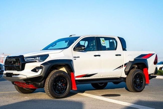 Новый Toyota Hilux VIII Рестайлинг, 4.0 л, 2026 в ОАЭ, Дубай от Hussein Ghulam Motors FZCO Белый цвет. GCC | AUTO.AE | Объявление #278248
