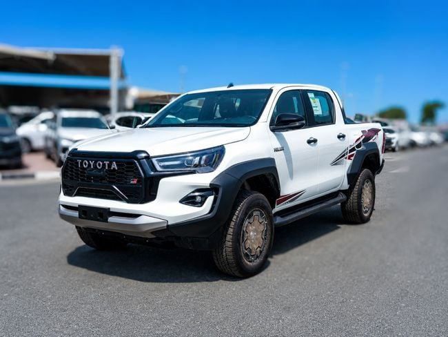 Новый Toyota Hilux VIII Рестайлинг, 2.8 л, 2026 в ОАЭ, Дубай от Hussein Ghulam Motors FZCO Белый цвет. GCC | AUTO.AE | Объявление #278276