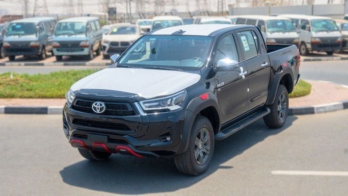 Новый Toyota Hilux VIII Рестайлинг, 4.0 л, 2026 в ОАЭ, Дубай от Hussein Ghulam Motors FZCO Черный цвет. GCC | AUTO.AE | Объявление #278392