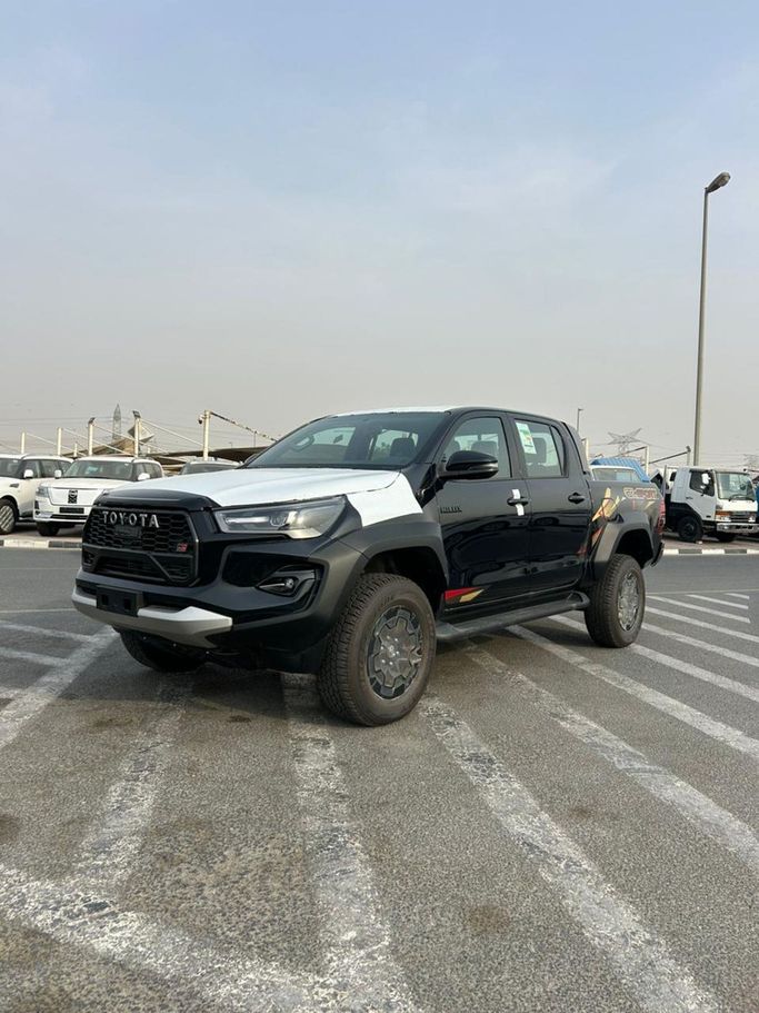 Новый Toyota Hilux VIII Рестайлинг, 4.0 л, 2025 в ОАЭ, Дубай от Signature Motors FZE Черный цвет. GCC | AUTO.AE | Объявление #278501
