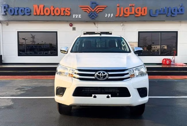 جديدة Toyota Hilux ثامناً, 2.4 l, 2026 في في الإمارات, دبي من FORCE MOTORS FZE، اللون أبيض. مواصفات الخليج | AUTO.AE | إعلان #278557