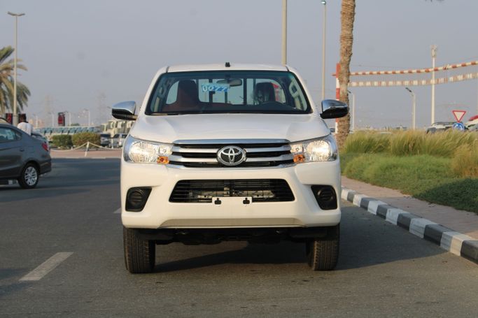 جديدة Toyota Hilux Arctic Trucks فيس ليفت الثامن, 2.4 l, 2026 في في الإمارات, دبي، اللون أبيض. مواصفات الخليج | AUTO.AE | إعلان #284032