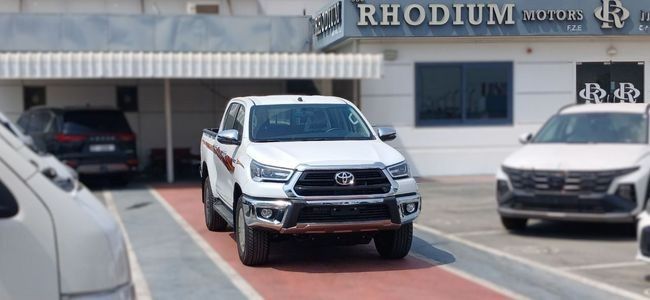 Новый ⁦Toyota Hilux VIII, 2.7 л, 2026⁩ в ОАЭ, Дубай от Rhodium Motors FZE Белый цвет. GCC | AUTO.AE | Объявление #286410