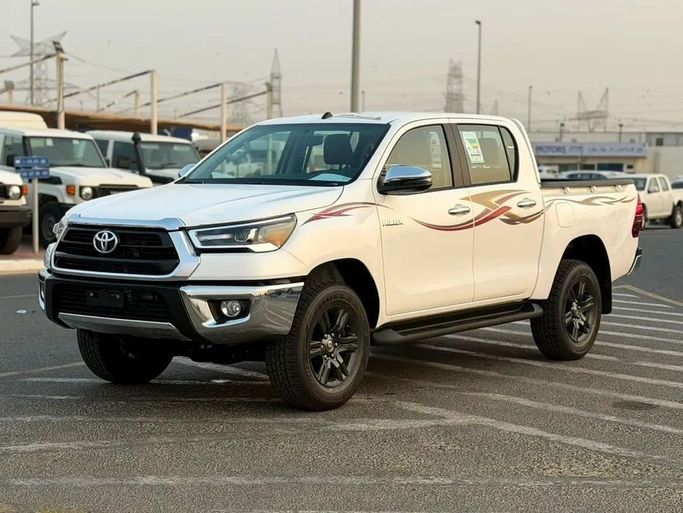 Новый ⁦Toyota Hilux VIII Рестайлинг, 2.7 л, 2026⁩ в ОАЭ, Дубай от Maqbool Motors FZCO Белый цвет. GCC | AUTO.AE | Объявление #286467