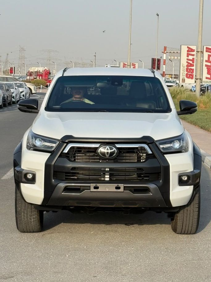 Подержанный ⁦Toyota Hilux VIII Рестайлинг, 2.8 л, 2022⁩ в ОАЭ, Дубай от REAAN MOTORS FZE Белый цвет. Other | AUTO.AE | Объявление #288065