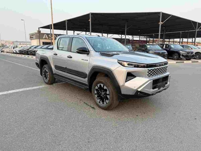 Новый ⁦Toyota Hilux IX, 2.8 л, 2026⁩ в ОАЭ, Дубай от NAZ INTERNATIONAL MOTORS FZCO Серебристый цвет. Other | AUTO.AE | Объявление #289193