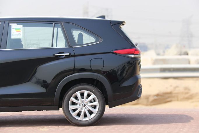 New Toyota Innova III, 2 l, 2024 in Dubai by Atlantic Motors FZCO, Black color. Other | AUTO.AE