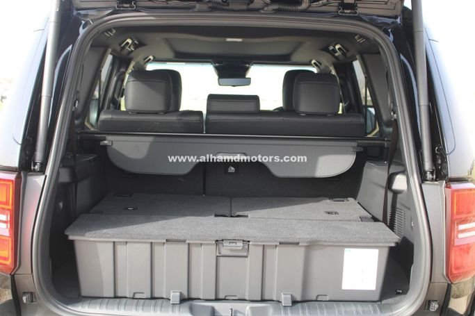 Новый Toyota Land Cruiser Prado 250 Series, 2.8 л, 2025 в Дубае от Alhamd Motors Черный цвет. Other | AUTO.AE