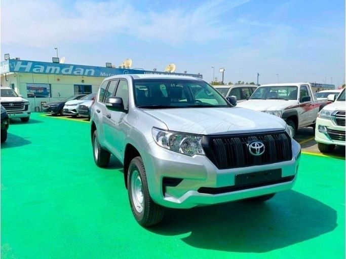 New Toyota Land Cruiser Prado 150 Series Facelift 3, 2.8 l, 2023 in Dubai by Mohamed Hakim Motors, Grey color. GCC Specs | AUTO.AE