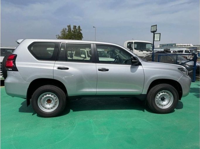 New Toyota Land Cruiser Prado 150 Series Facelift 3, 2.8 l, 2023 in Dubai by Mohamed Hakim Motors, Grey color. GCC Specs | AUTO.AE