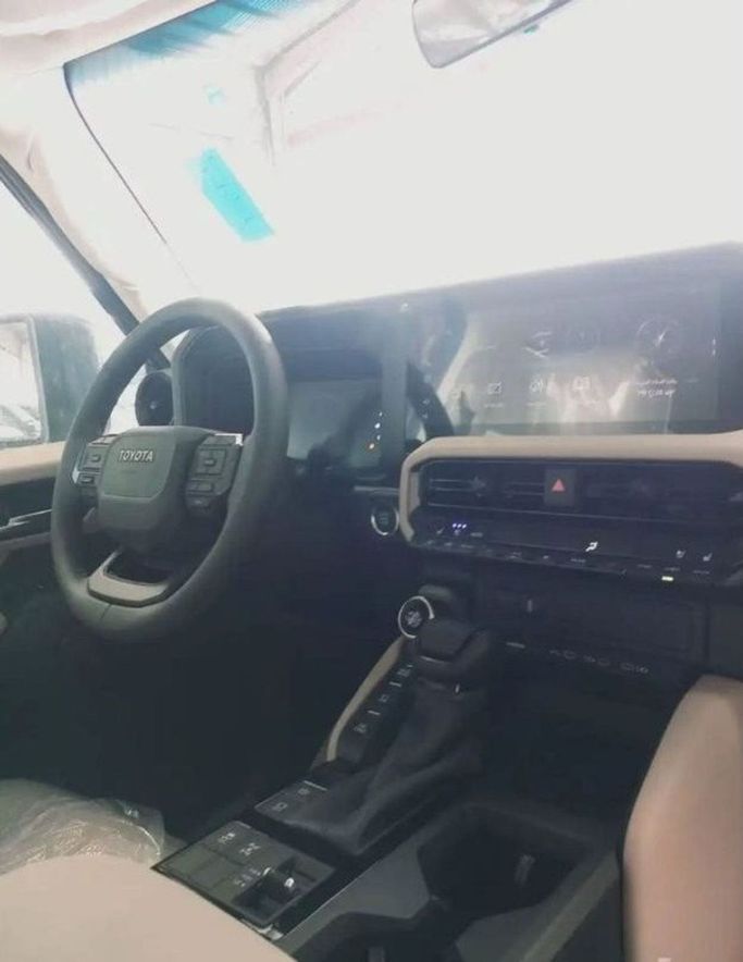 New Toyota Land Cruiser Prado 250 Series, 2.8 l, 2024 in Dubai by Mohamed Hakim Motors, Green color. GCC Specs | AUTO.AE