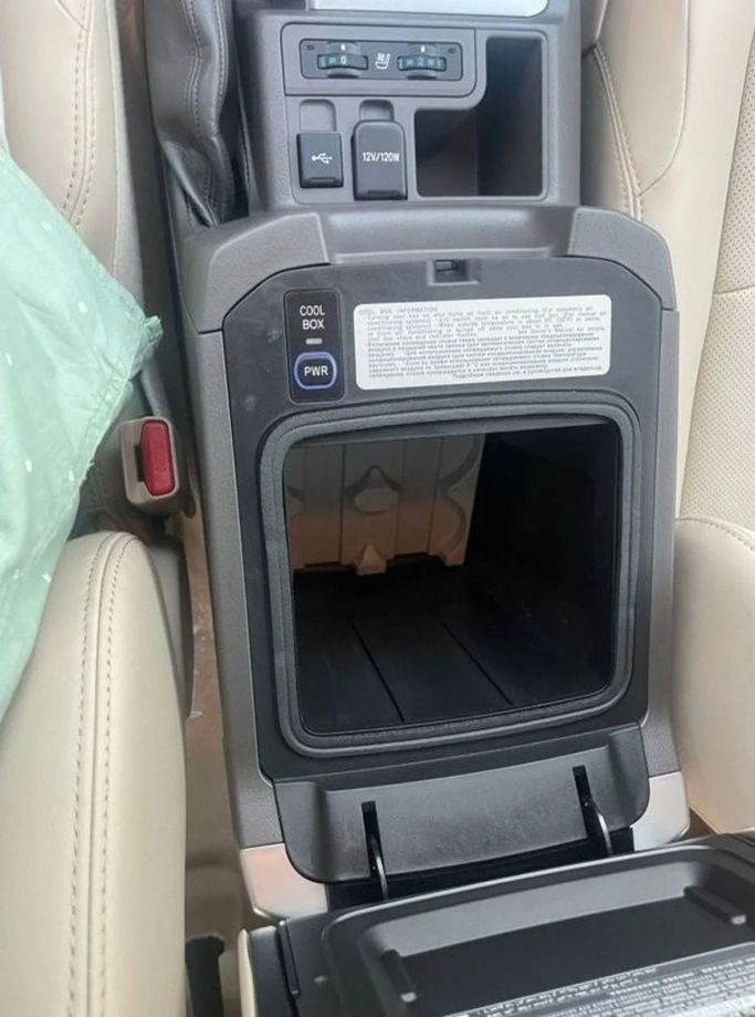 New Toyota Land Cruiser Prado 150 Series Facelift 3, 2.8 l, 2023 in Dubai by Mohamed Hakim Motors, Silver color. GCC Specs | AUTO.AE