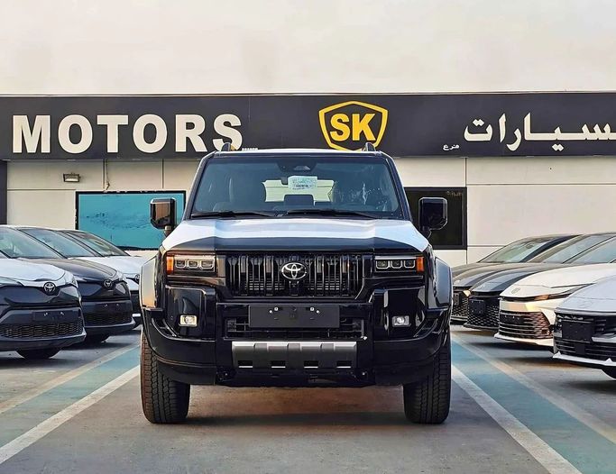 Новый Toyota Land Cruiser Prado 250 Series, 2.4 л, 2025 в Дубае от SK Motors Черный цвет. GCC | AUTO.AE