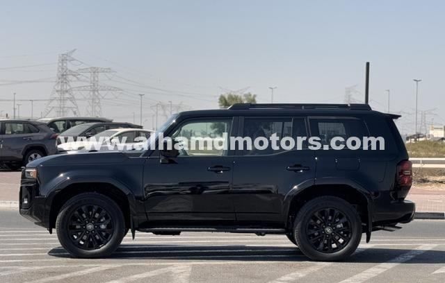 Used Toyota Land Cruiser Prado 250 Series, 2.8 l, 2024 in Dubai by Alhamd Motors, Black color. Other | AUTO.AE