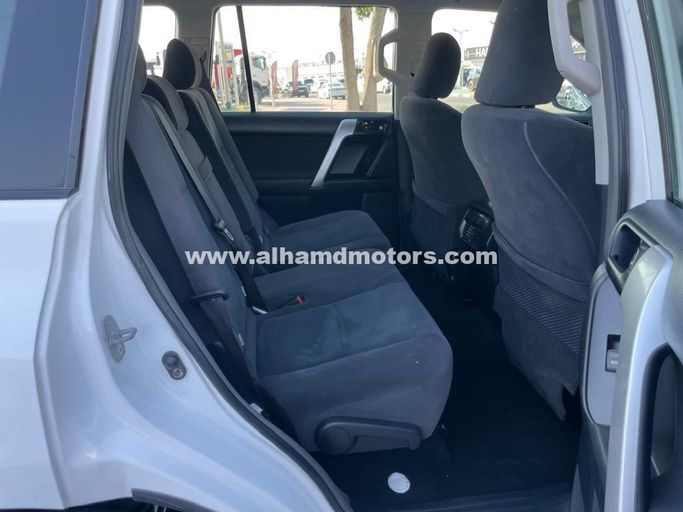 Used Toyota Land Cruiser Prado 150 Series, 3.0 l, 2011 in Dubai by Alhamd Motors, White color. Other | AUTO.AE