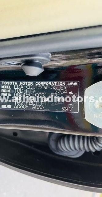 Used Toyota Land Cruiser Prado 150 Series Facelift 2, 2.8 l, 2017 in Dubai by Alhamd Motors, Black color. Japanese Specs | AUTO.AE